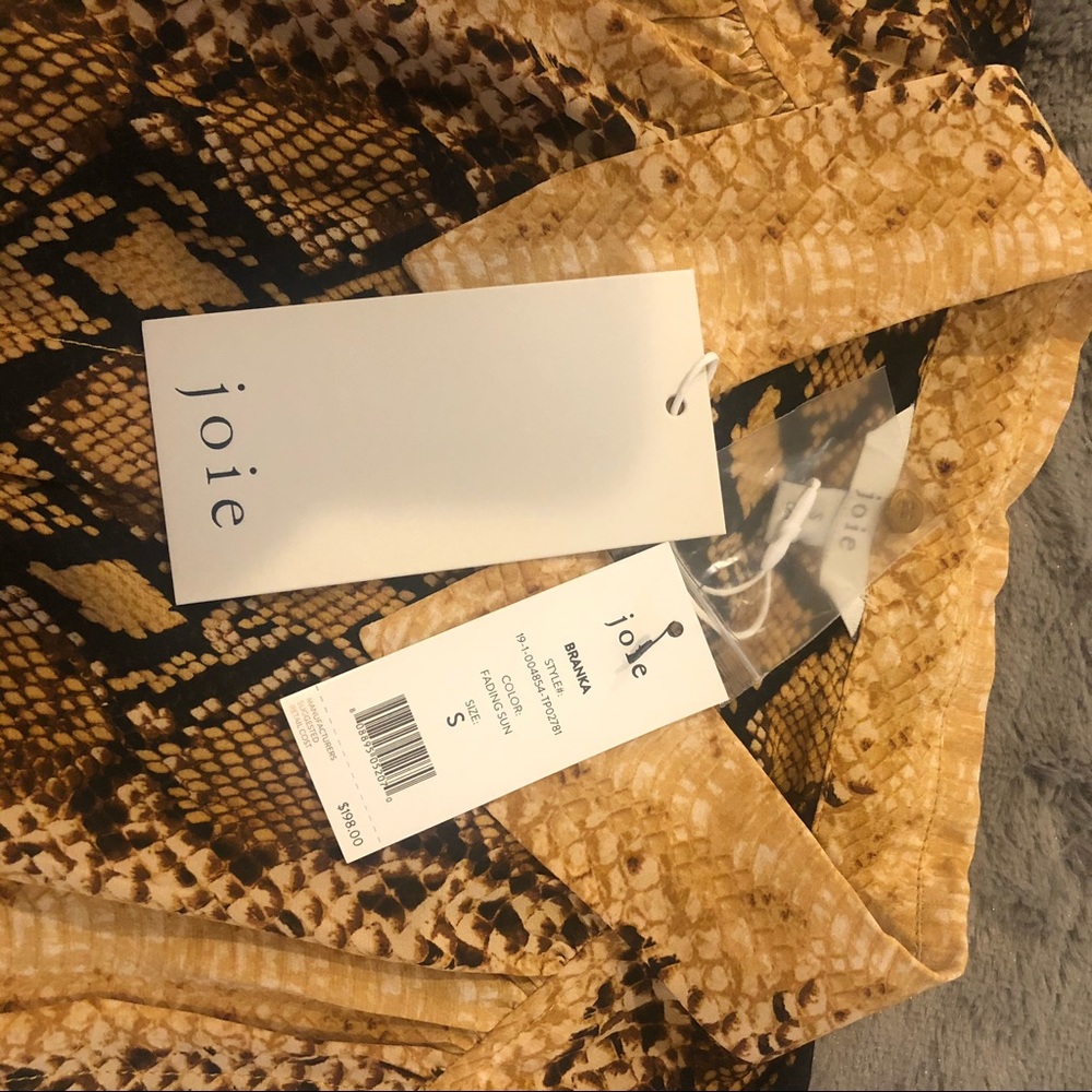 Joie Python Snake Print Sleevless Top NWT - image 9